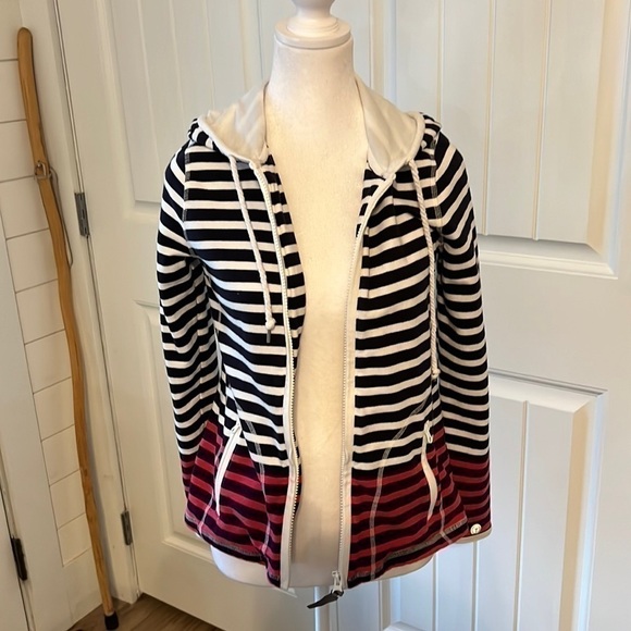 T by TALBOTS Women’s zip up lightweight hooded jacket P - Picture 2 of 12